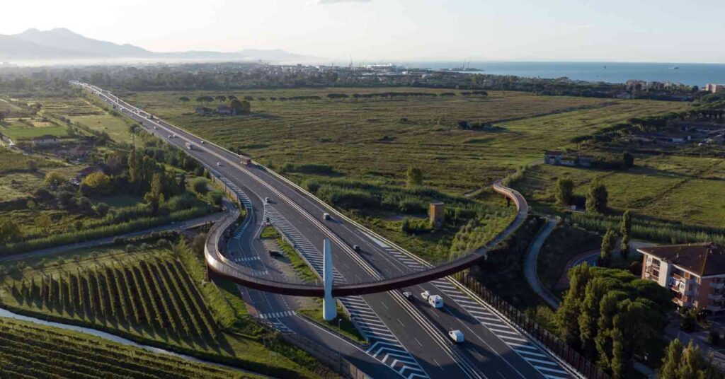 Passerella autostradale Luni